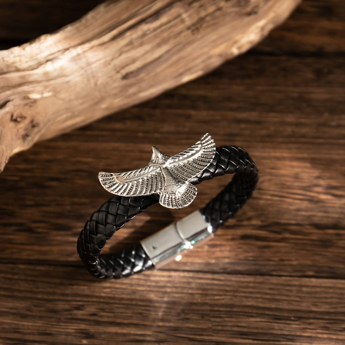 Fashion Eagle Bracelet for Men - огляд і ціна Men'S Accessories Hand Bands