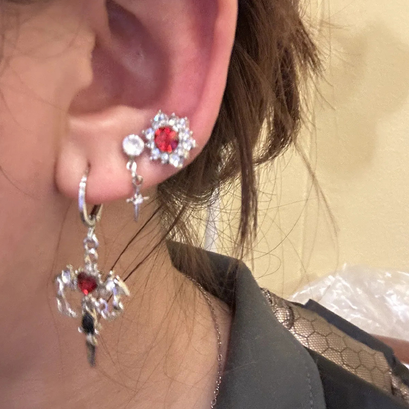 Punk Red Zircon Heart Wings Dr - огляд і ціна Men'S Accessories Drop Shipping